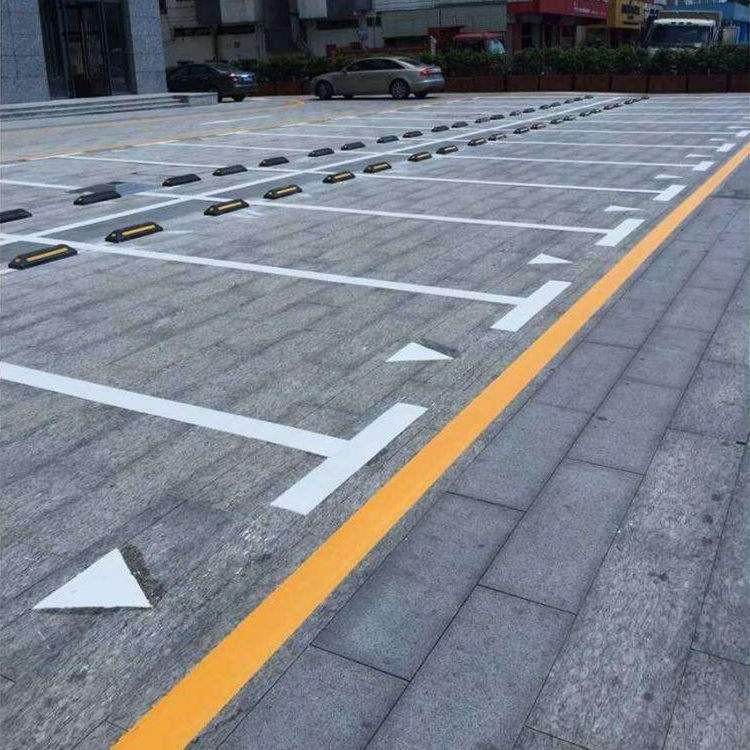 红足一1世皇冠