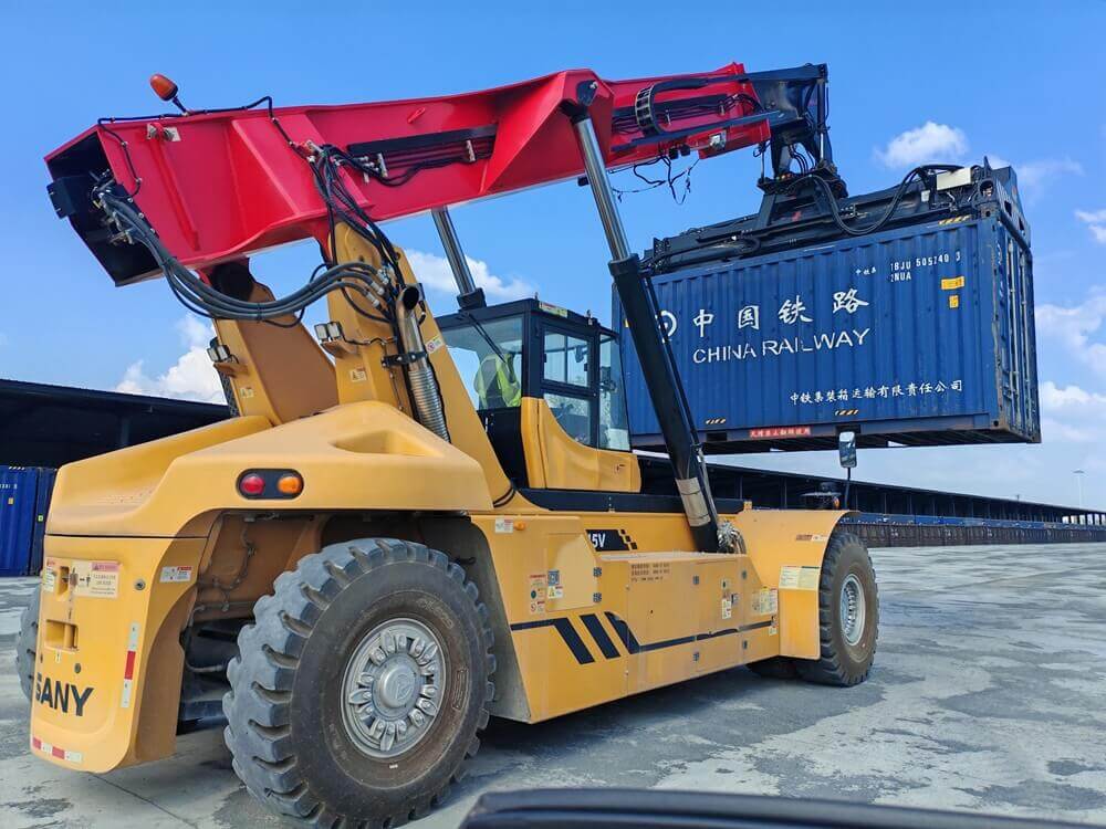 降本增效：太阳集团网站登录入口如何帮助港口降低运营成本